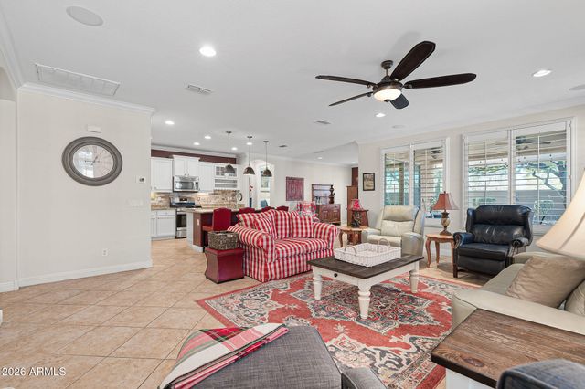 7337 W SILVER SPRING Way, Florence, AZ 85132