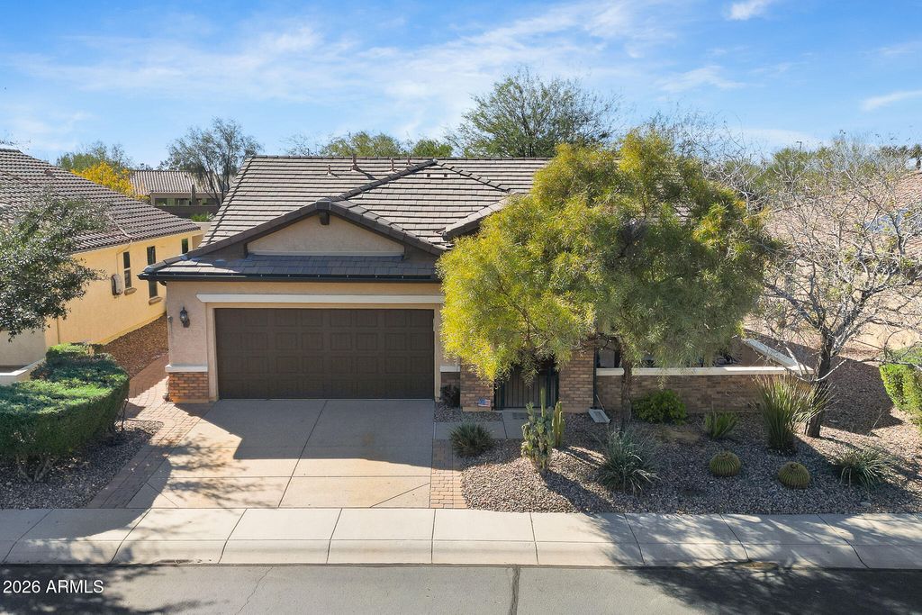 7337 W SILVER SPRING Way, Florence, AZ 85132