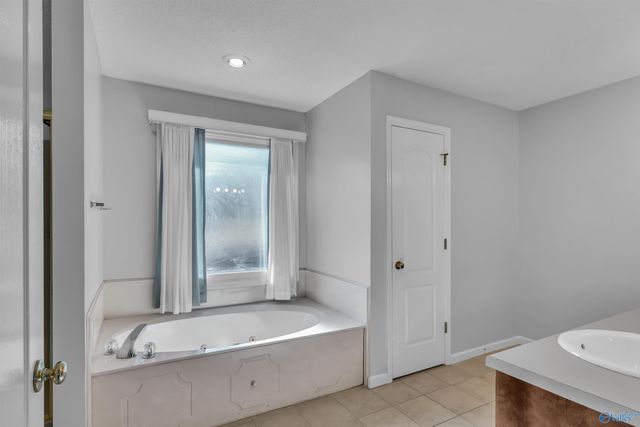 212 Warfe Court, Huntsville, AL 35810