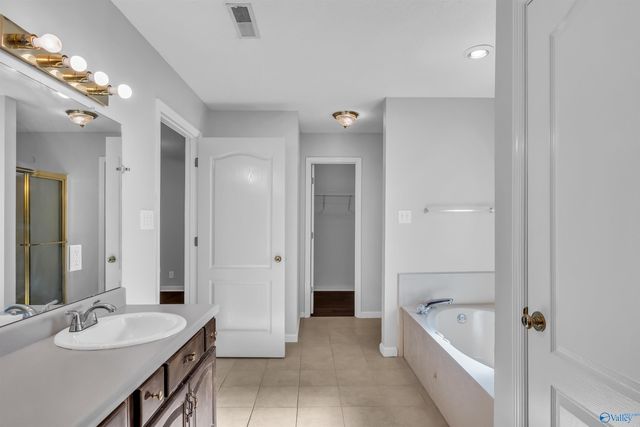 212 Warfe Court, Huntsville, AL 35810