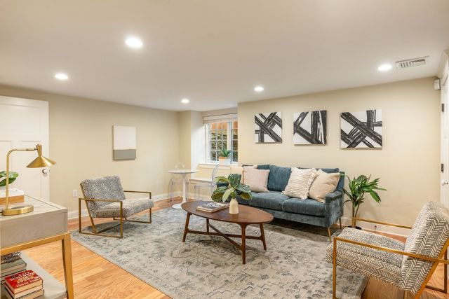 35 Gorham St 35, Cambridge, MA 02138