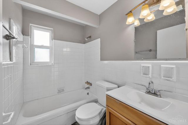 1741 Gellenbeck Street, Cincinnati, OH 45205