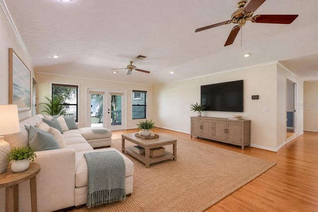 918 99TH STREET NW, Bradenton, FL 34209