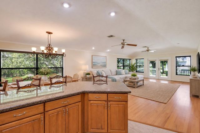 918 99TH STREET NW, Bradenton, FL 34209