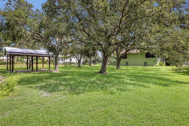 918 99TH STREET NW, Bradenton, FL 34209