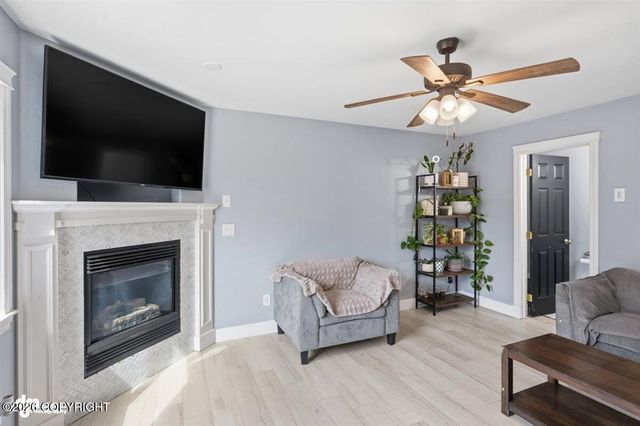 431 E White Spruce Loop, Wasilla, AK 99654