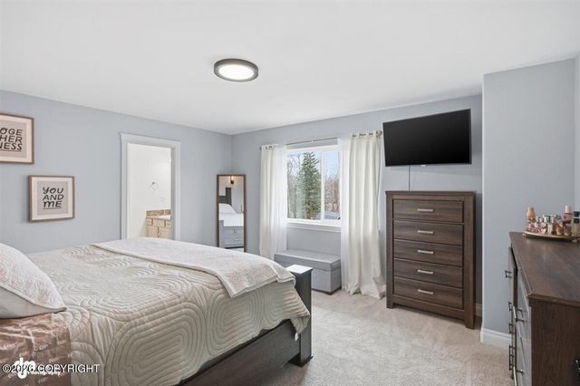 431 E White Spruce Loop, Wasilla, AK 99654