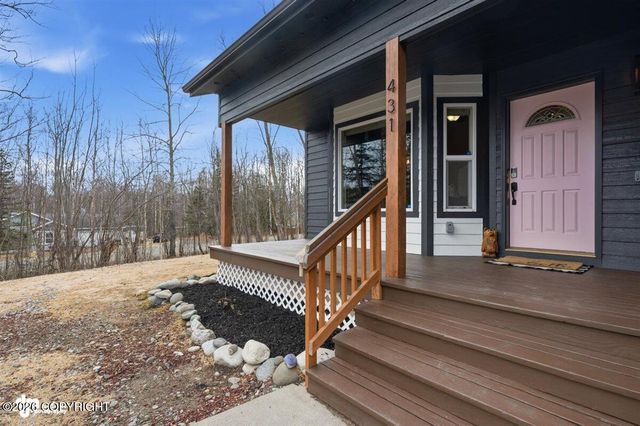 431 E White Spruce Loop, Wasilla, AK 99654