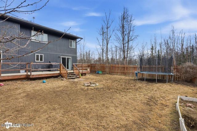 431 E White Spruce Loop, Wasilla, AK 99654