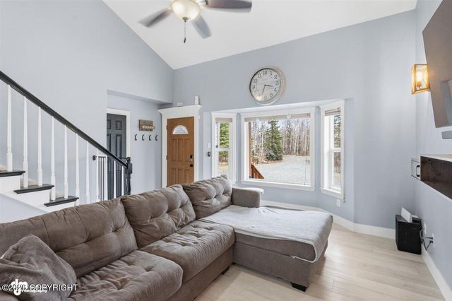 431 E White Spruce Loop, Wasilla, AK 99654
