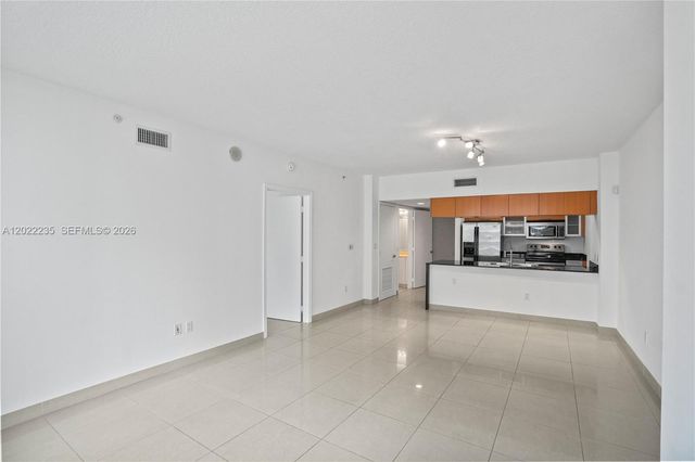 1750 N Bayshore Dr 2804, Miami, FL 33132