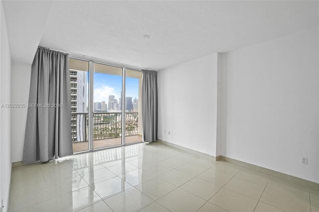 1750 N Bayshore Dr 2804, Miami, FL 33132