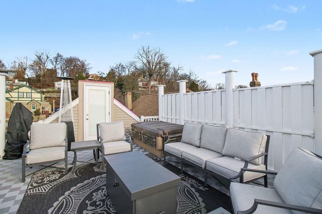 484 Van Voast Avenue, Bellevue, KY 41073