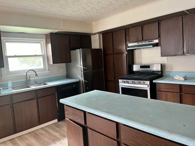 1705 W Monroe St Street, Decatur, IN 46733