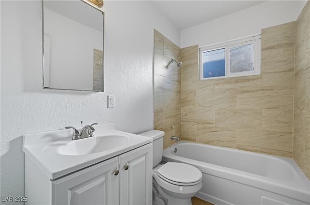 2505 Cedar Avenue 3, Las Vegas, NV 89101