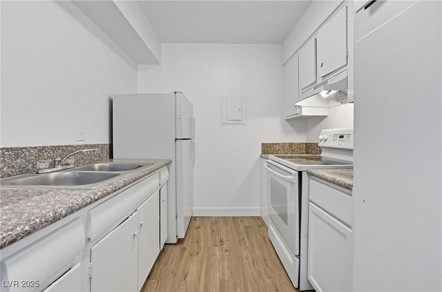 2505 Cedar Avenue 3, Las Vegas, NV 89101