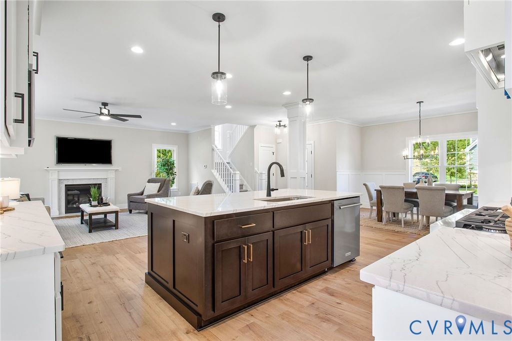 3628 Seaford Crossing Dr, Midlothian, VA 23113