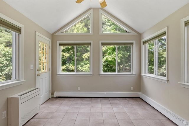 252 Great Rd, Maynard, MA 01754