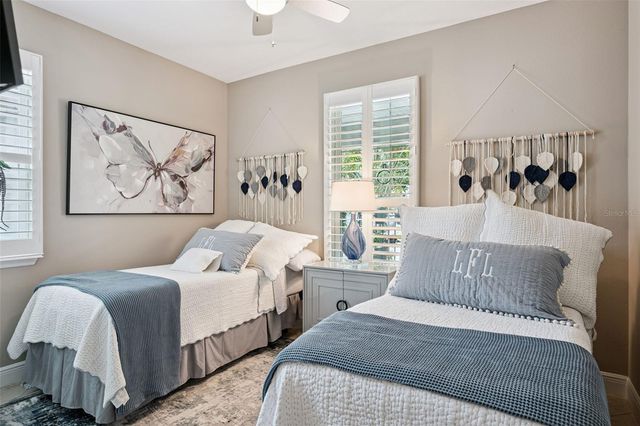 252 SILVER MAPLE ROAD, Groveland, FL 34736