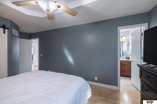 13563 W Circle, Omaha, NE 68137