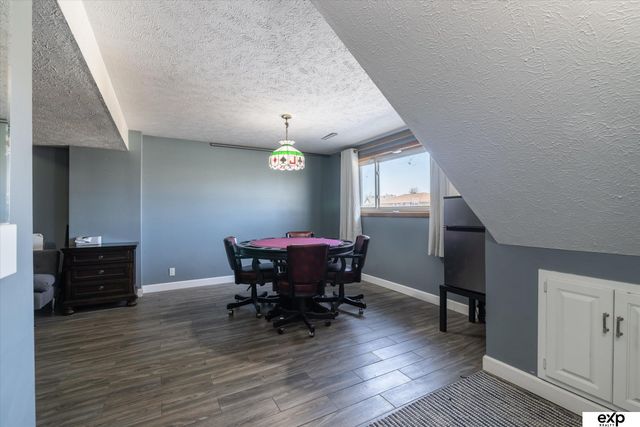 13563 W Circle, Omaha, NE 68137