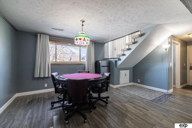 13563 W Circle, Omaha, NE 68137