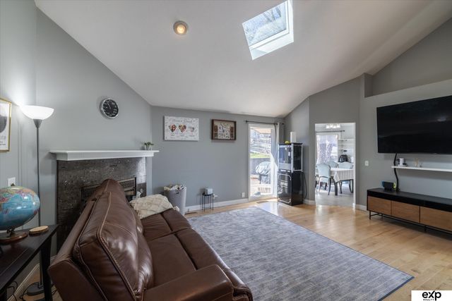 13563 W Circle, Omaha, NE 68137