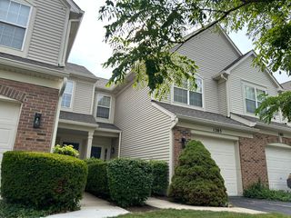 1385 Redbridge Court, Grayslake, IL 60030