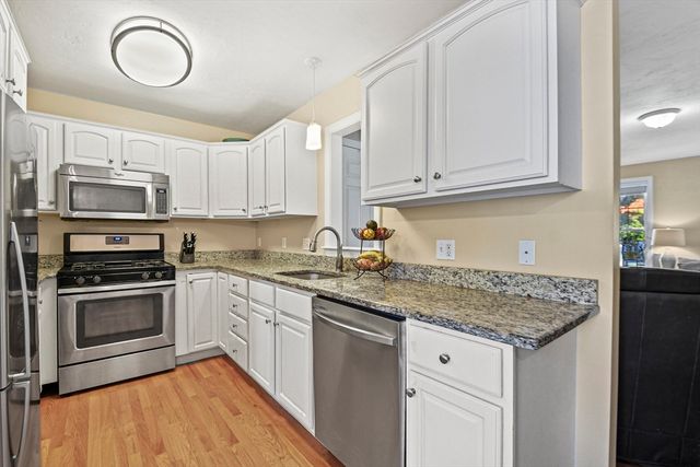 118 North Avenue 118, Natick, MA 01760