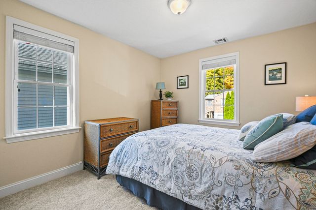 118 North Avenue 118, Natick, MA 01760