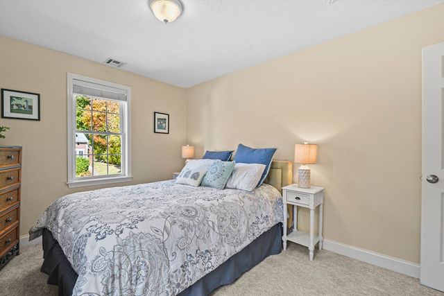 118 North Avenue 118, Natick, MA 01760