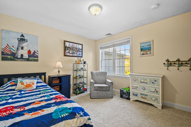118 North Avenue 118, Natick, MA 01760
