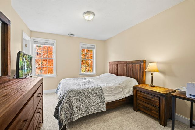 118 North Avenue 118, Natick, MA 01760