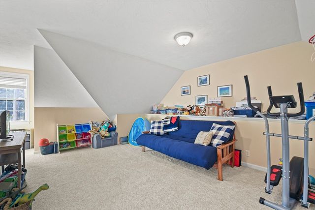 118 North Avenue 118, Natick, MA 01760