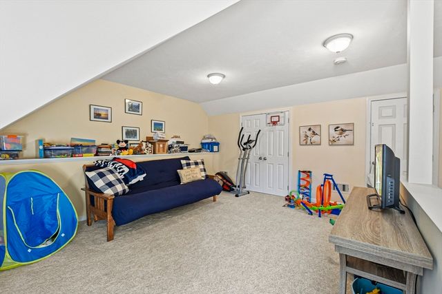 118 North Avenue 118, Natick, MA 01760