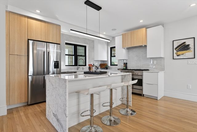 29 Line St, Cambridge, MA 02138