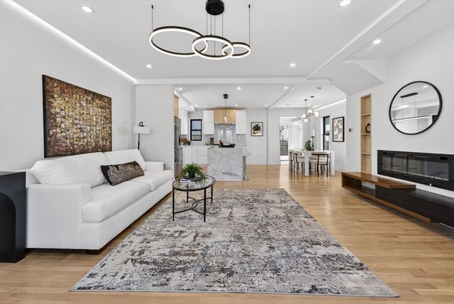 29 Line St, Cambridge, MA 02138