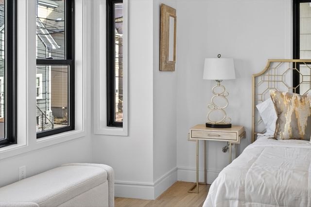 29 Line St, Cambridge, MA 02138
