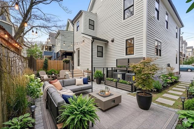 29 Line St, Cambridge, MA 02138
