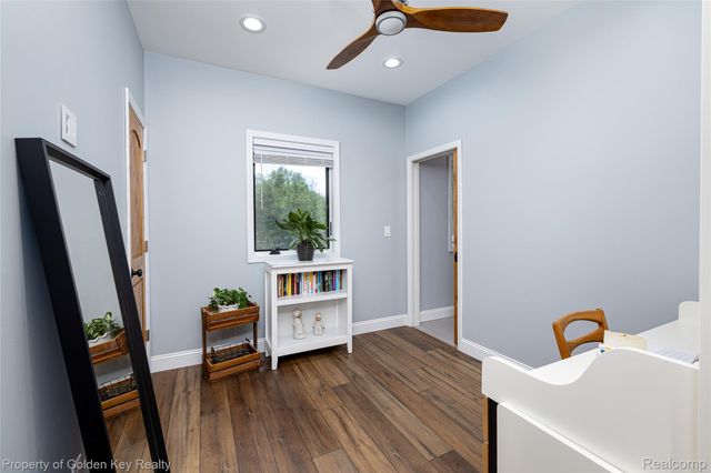 1210 W Oakley Park Road, Commerce Charter Township, MI 48390