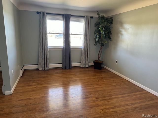 2065 S Lapeer Road, Lapeer, MI 48446