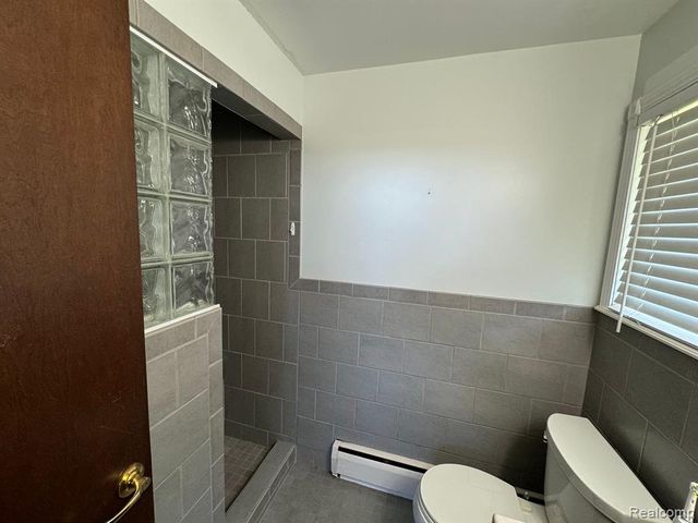 2065 S Lapeer Road, Lapeer, MI 48446