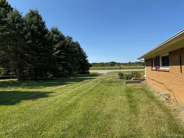 2065 S Lapeer Road, Lapeer, MI 48446