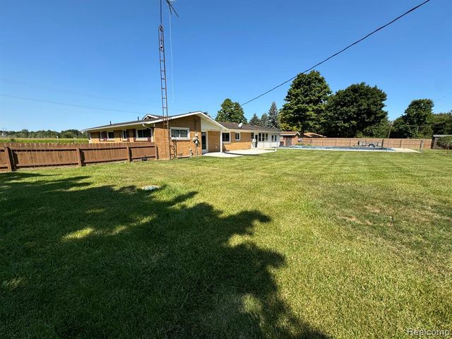 2065 S Lapeer Road, Lapeer, MI 48446