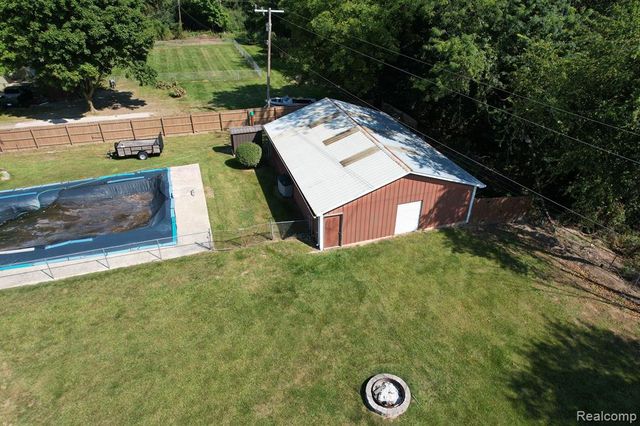2065 S Lapeer Road, Lapeer, MI 48446