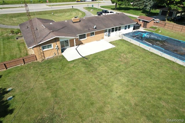 2065 S Lapeer Road, Lapeer, MI 48446