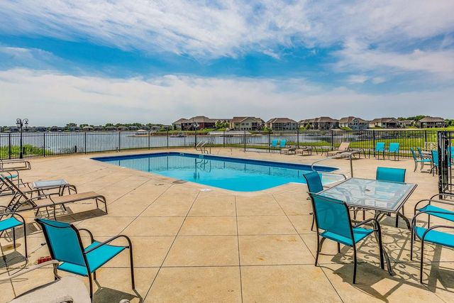 4646 W Emerald Bay Ct, Wichita, KS 67205