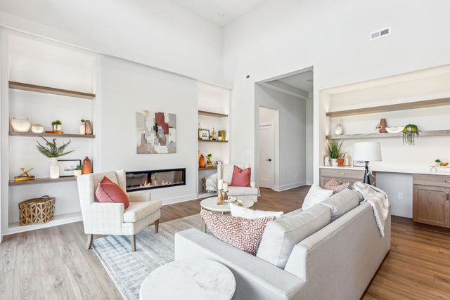 4646 W Emerald Bay Ct, Wichita, KS 67205