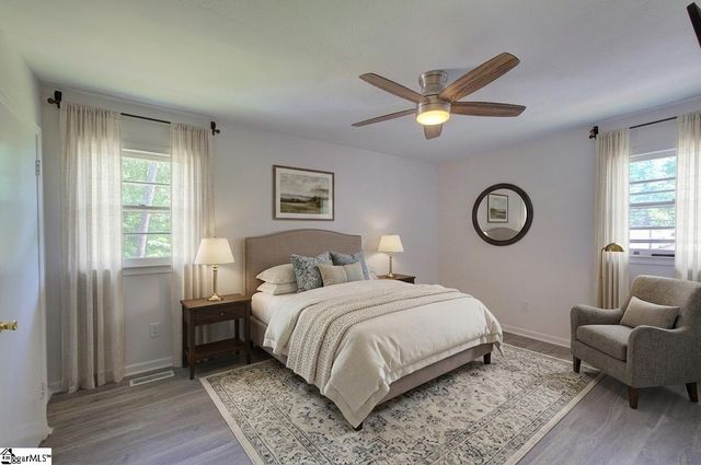 4 Darby Court, Taylors, SC 29687