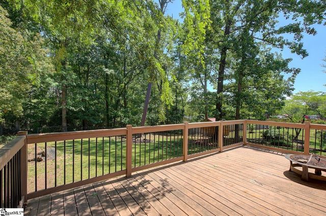 4 Darby Court, Taylors, SC 29687